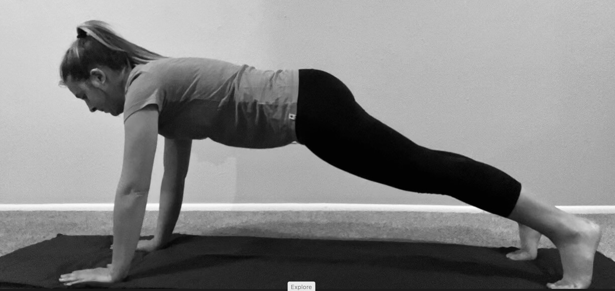 Plank-Pose-(Chaturanga-Dandasana)-yoga-for-weight-loss