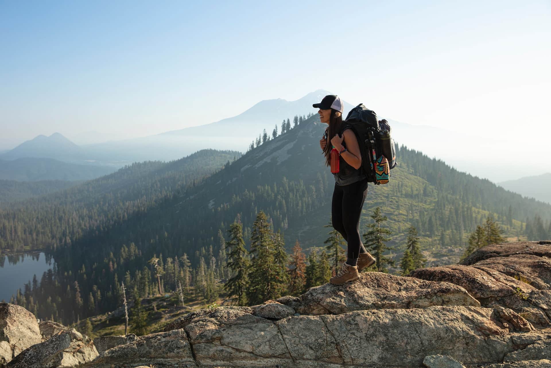 Woman-hiking-happily-in-the-great-outdoors-is-matcha-good-for-weight-loss