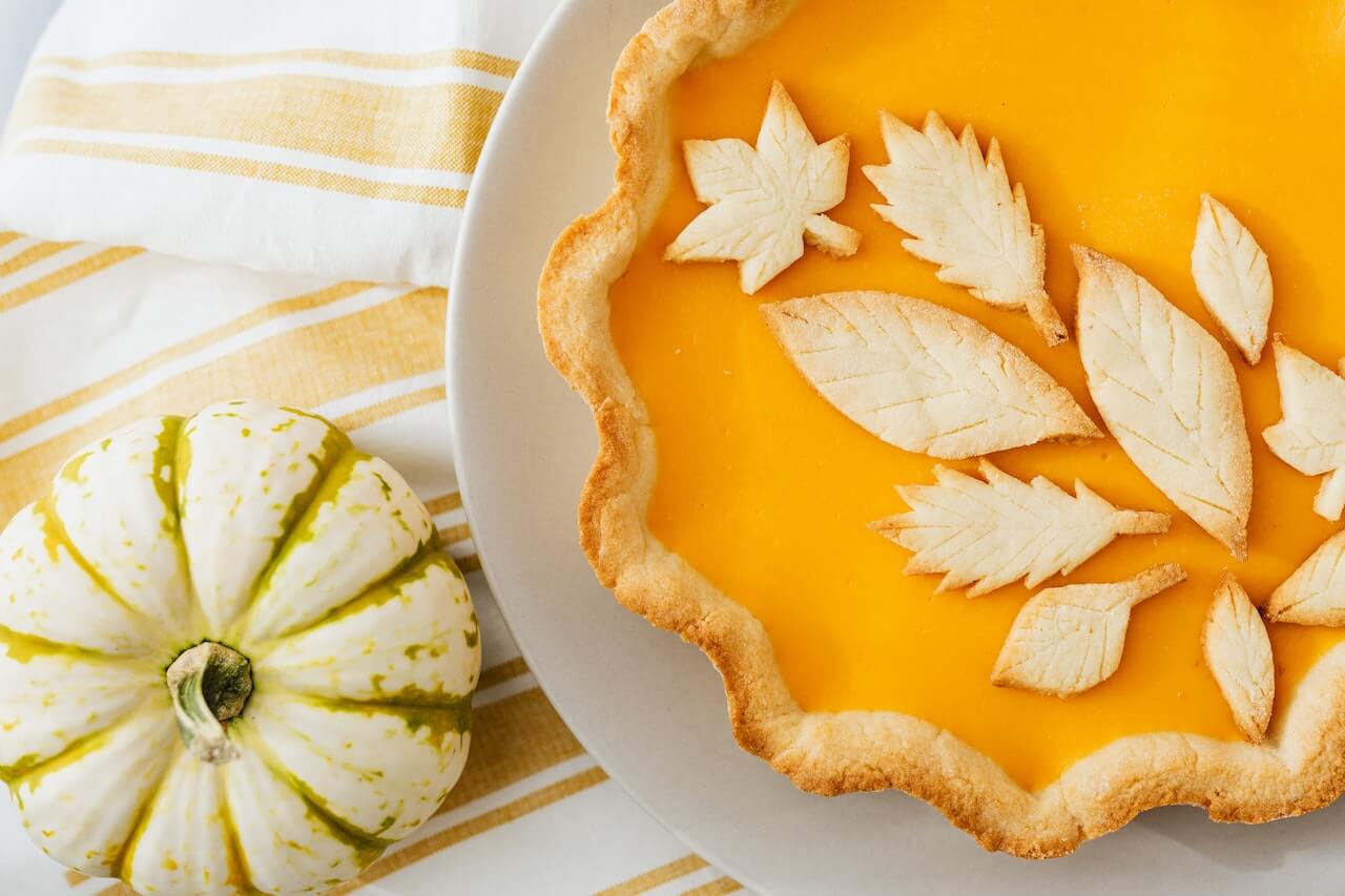 pumpkin-pie-with-crust-leafs-on-top-as-decoration