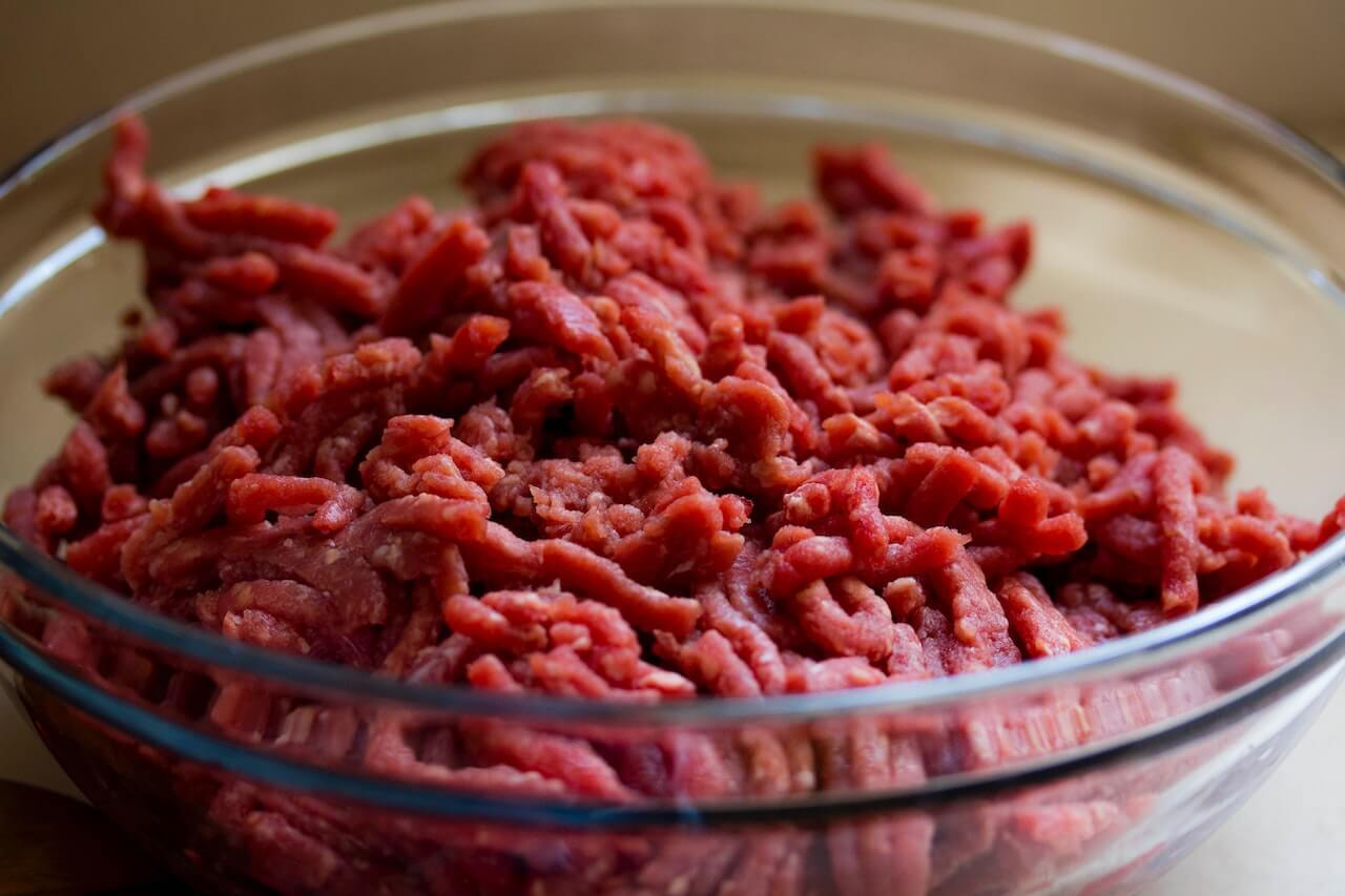 ground-beef-in-bowl