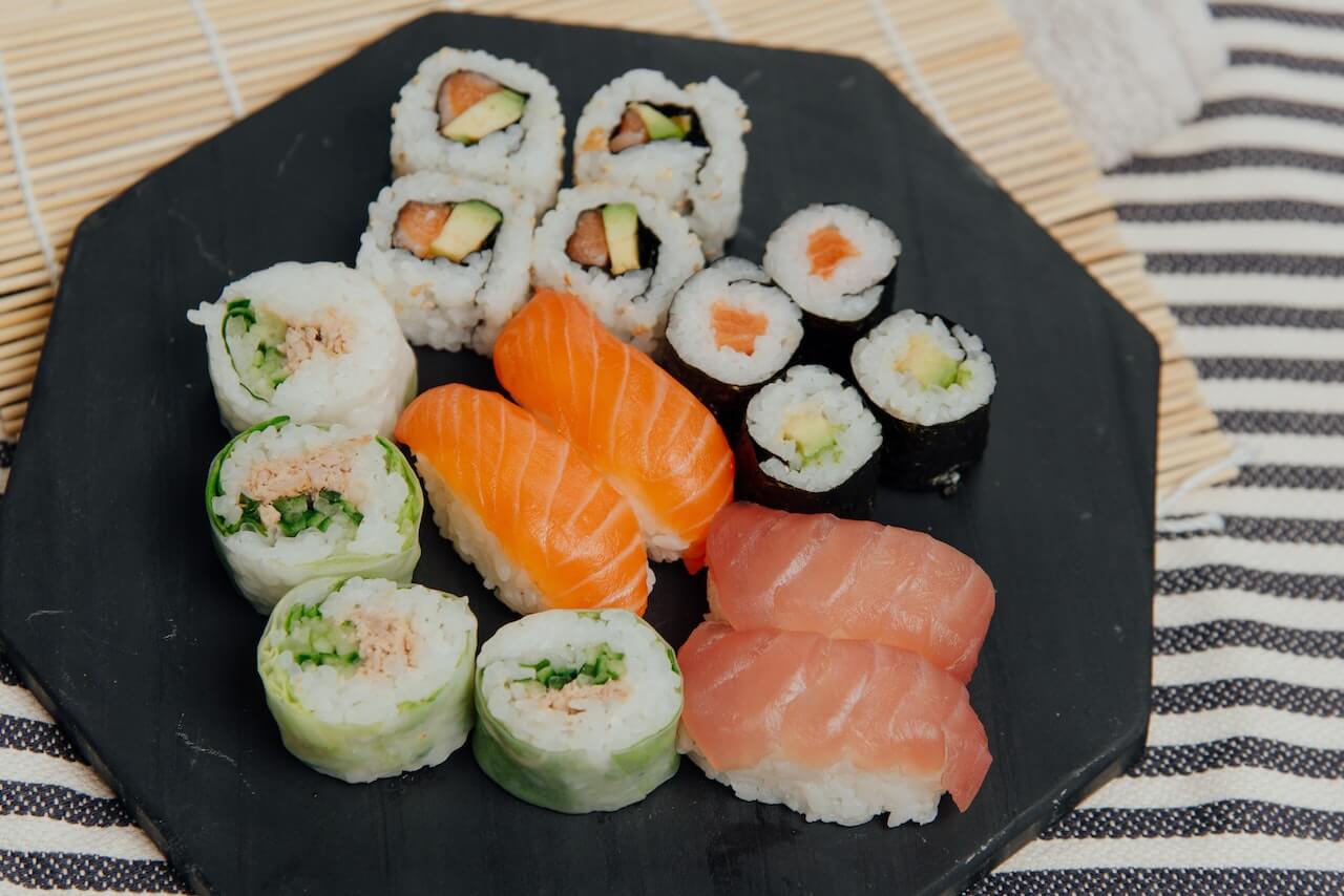 Different-types-of-natural-sushi-rolls-and-nigiris-on-plate