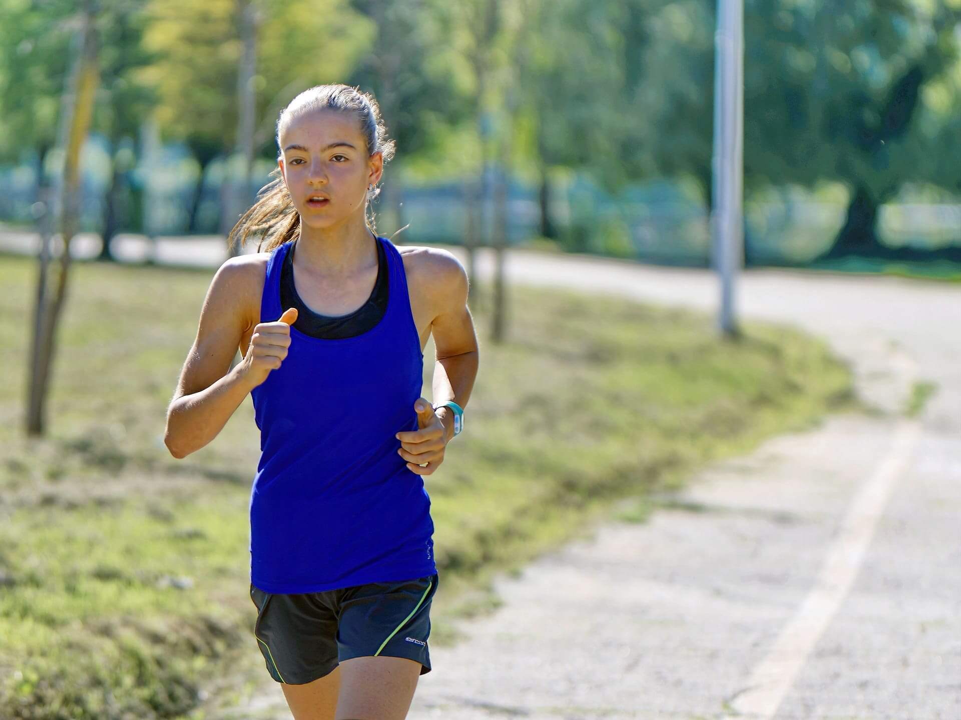 Woman-running-outside-urine-glucose-test