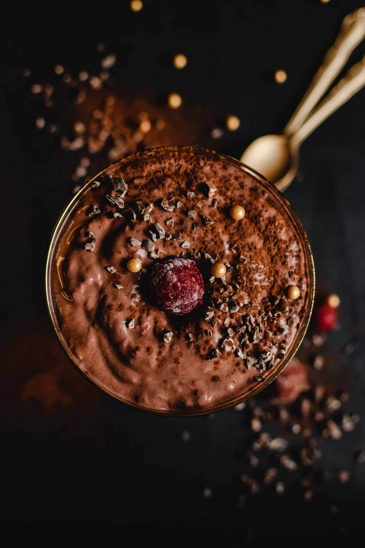 Cocoa-smoothie-on-glass