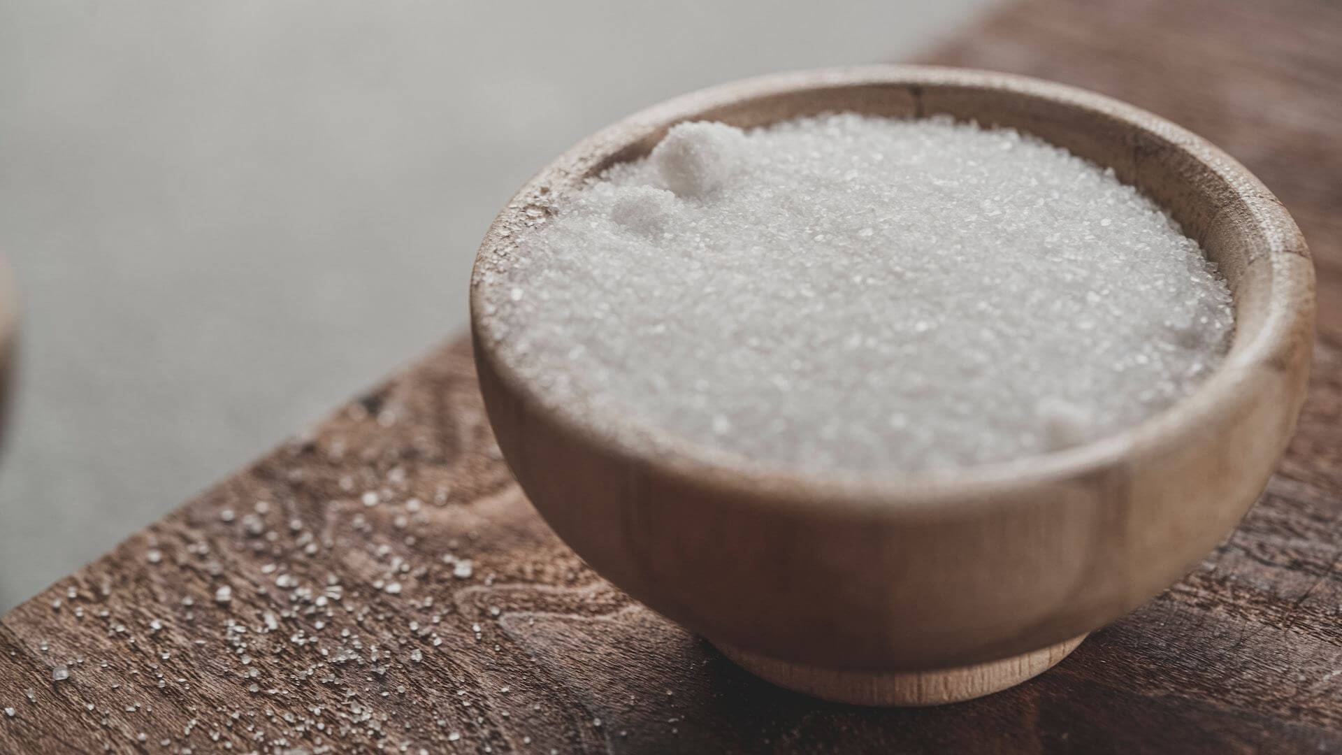 Close-up-of-sugar-in-little-bowl